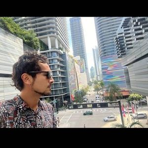 Meet your Posher, Andres